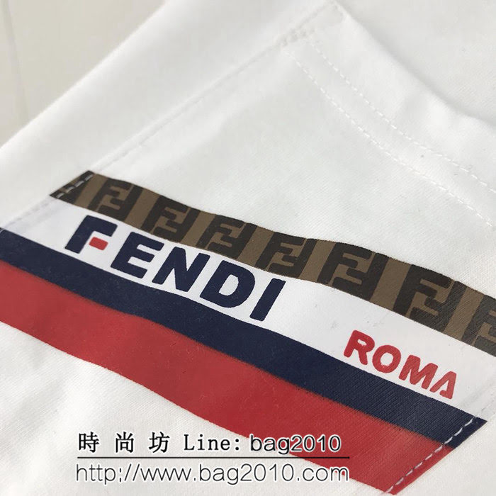 FENDI芬迪 x FLE19早春聯名款 口袋印花 白色短袖 簡約的一款短T 高版本男女同款 ydi2537